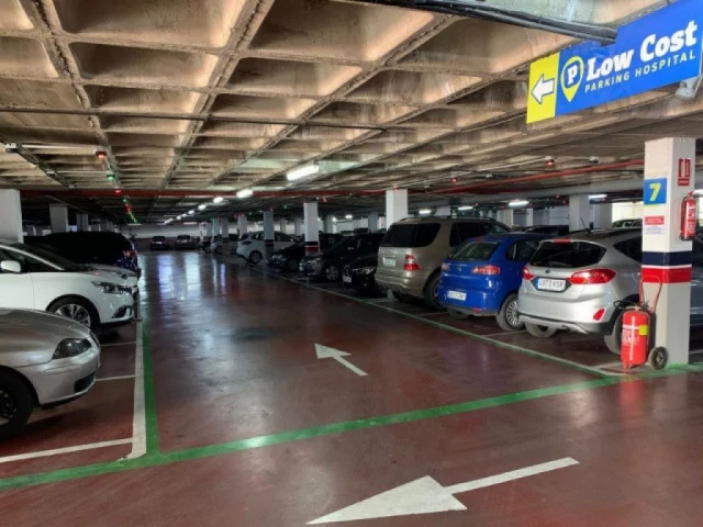Parking Low Cost Hospital - Interior